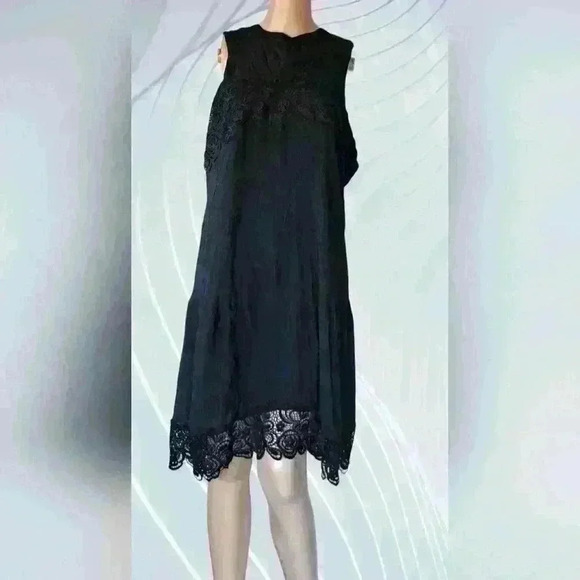 loralette Dresses & Skirts - Loralette 2X Black Dress